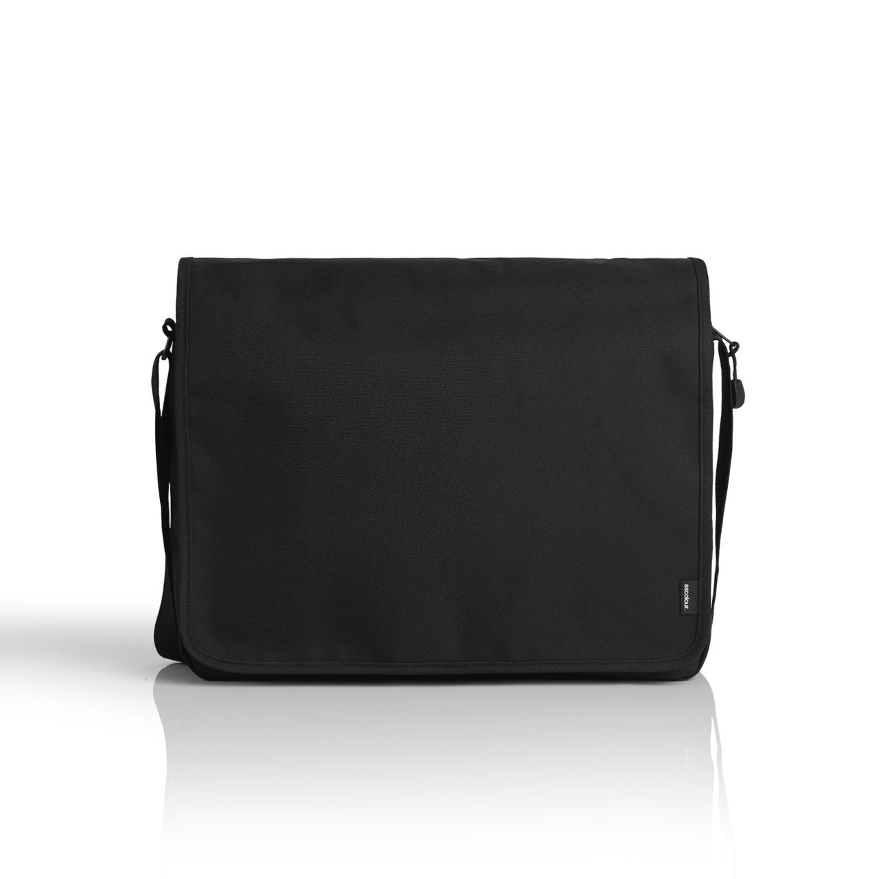 Recycled Messenger Bag Turn