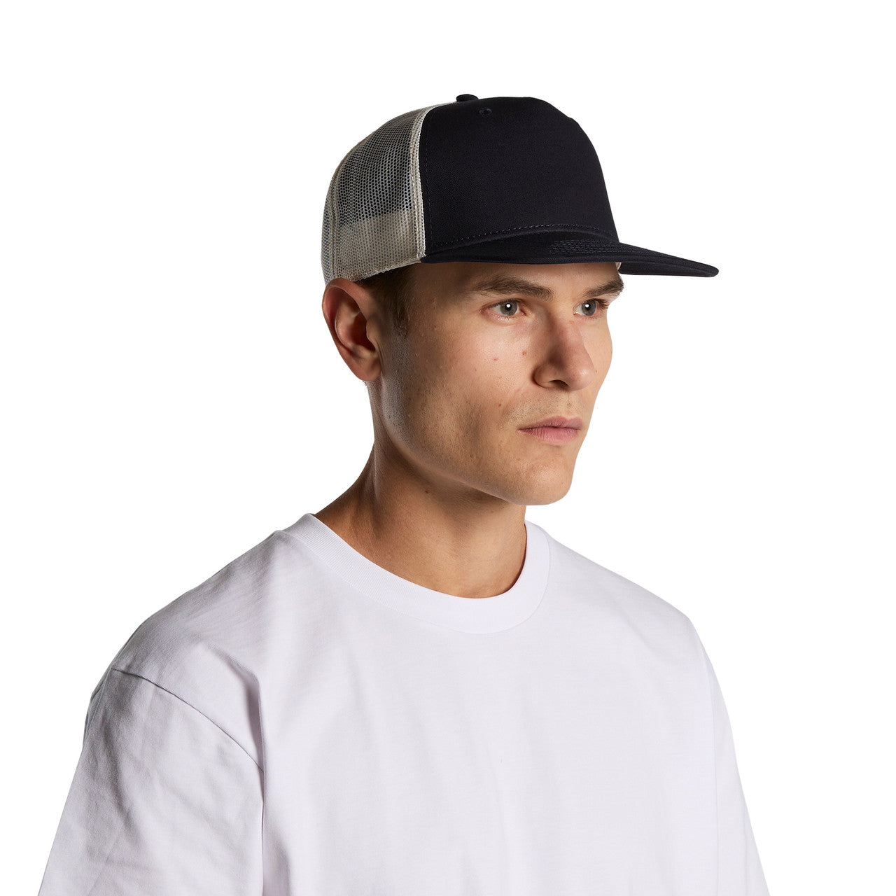 Stock Contrast Trucker Front