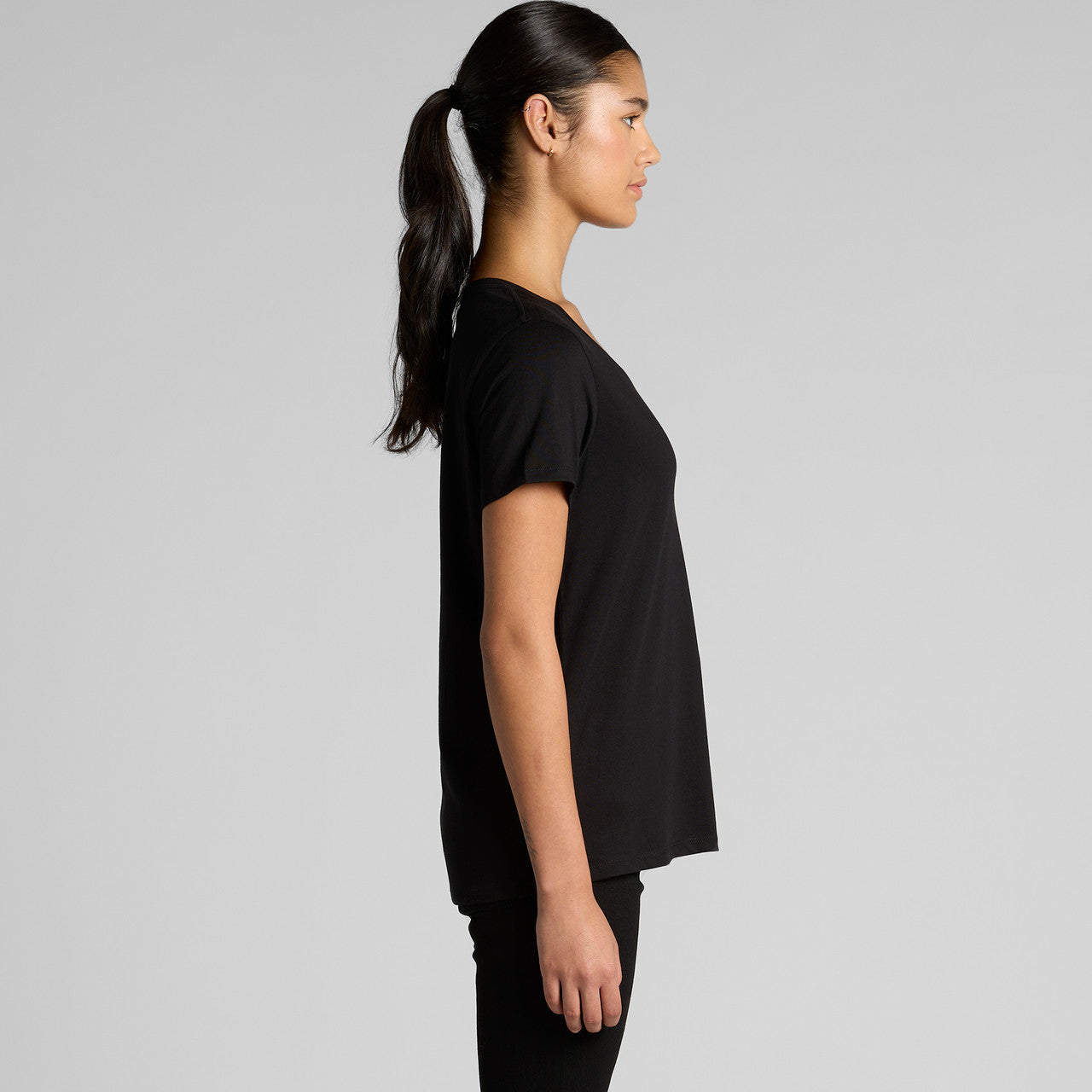 Women's Maple Scoop Tee Side