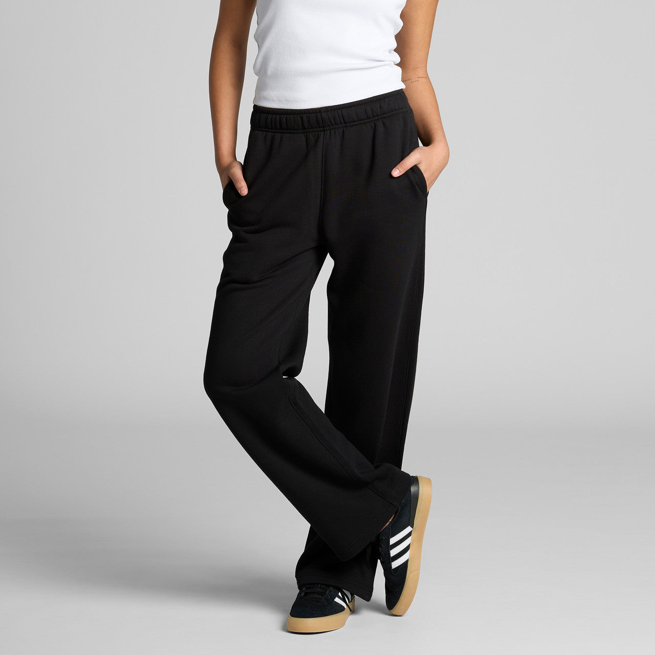 Women's Relax Cuffless Track Pants Back
