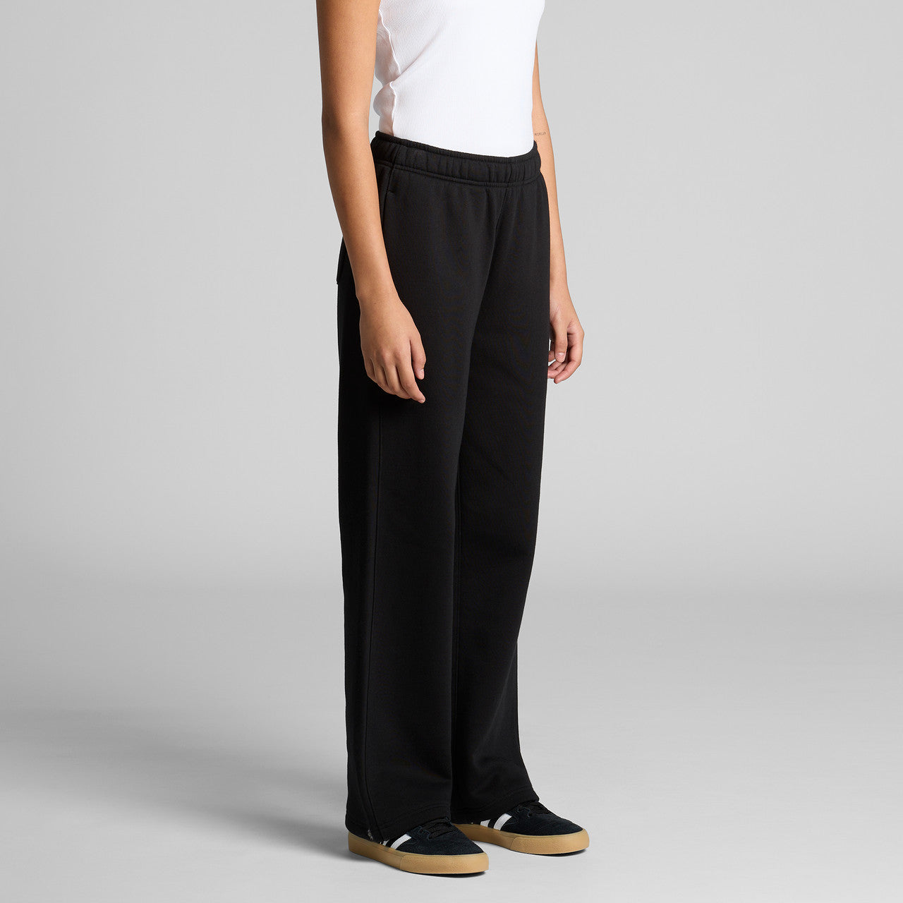 Women's Relax Cuffless Track Pants Turn