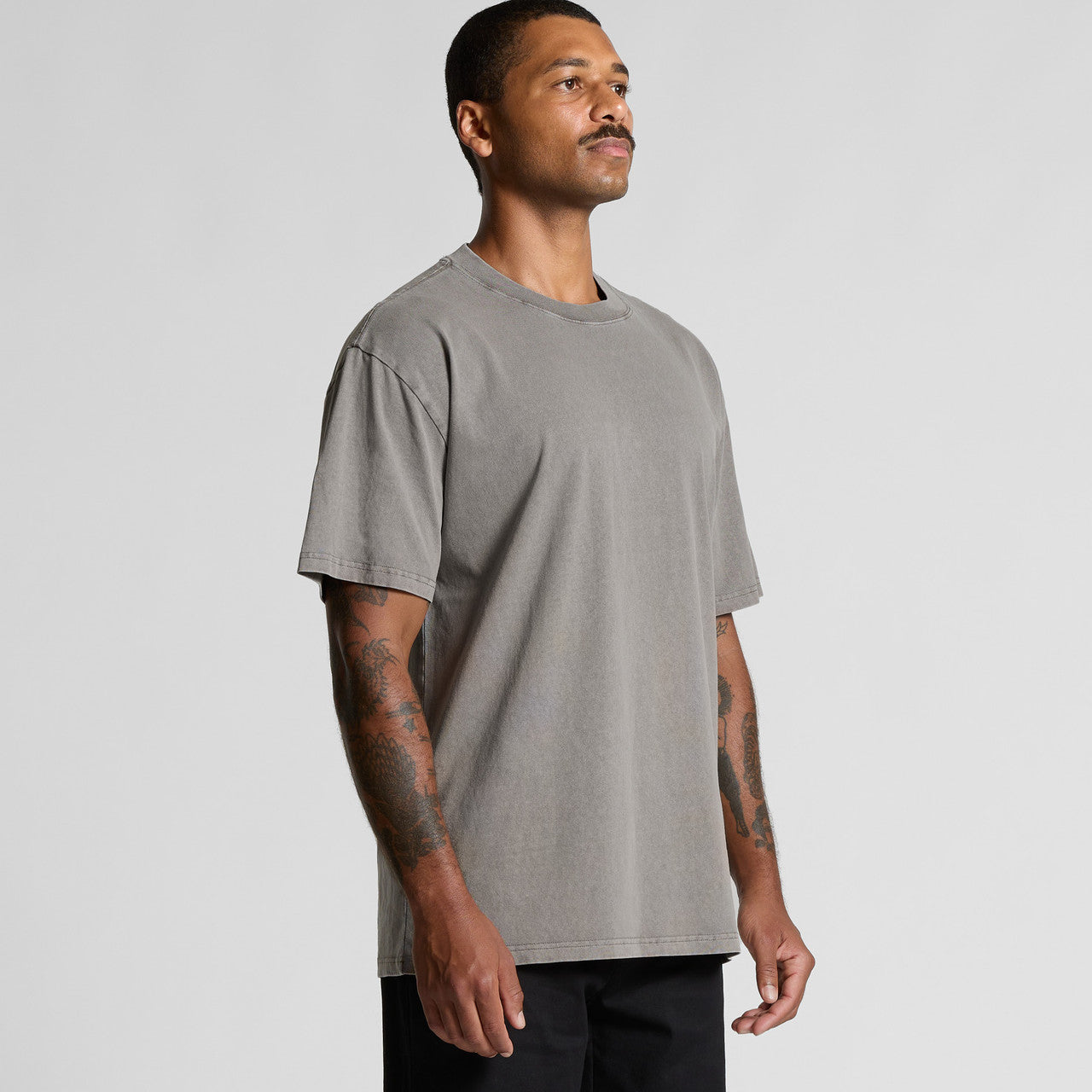 Heavy Faded Tee Turn