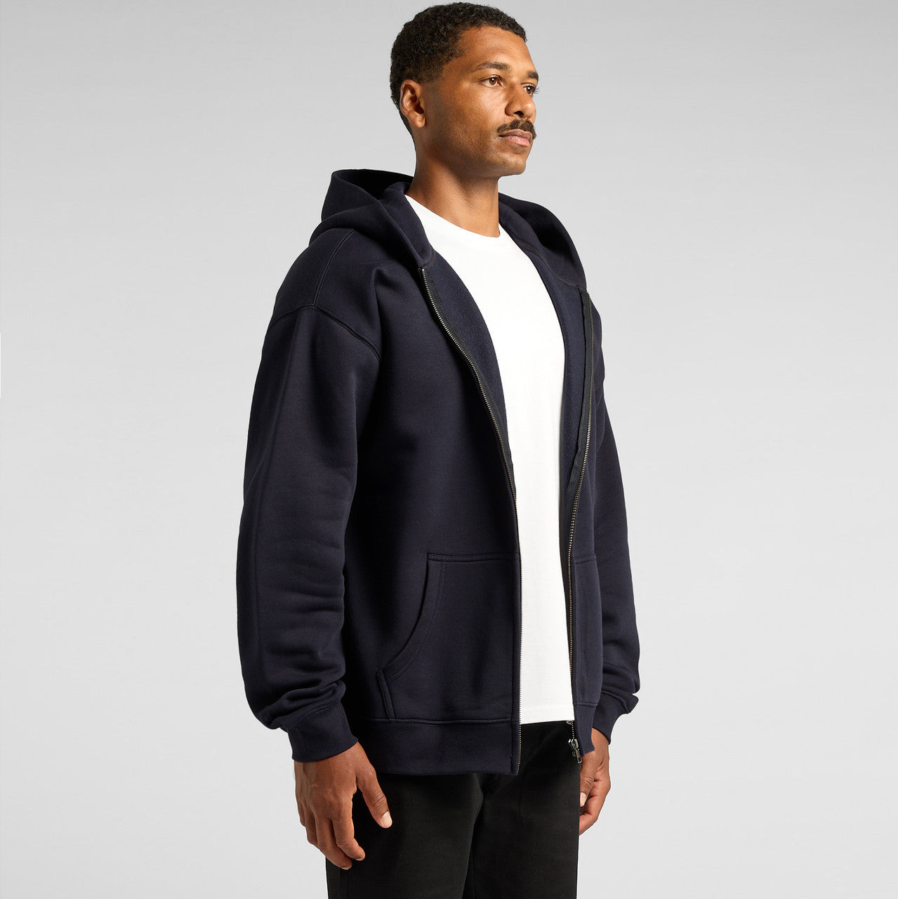 Relax Zip Hood Turn