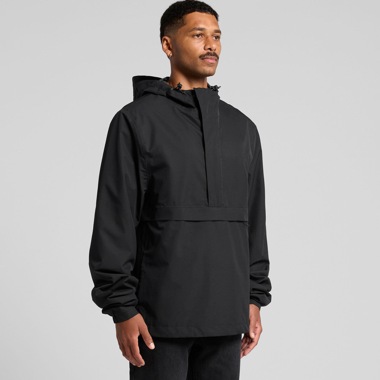 Tech Windbreaker Turn