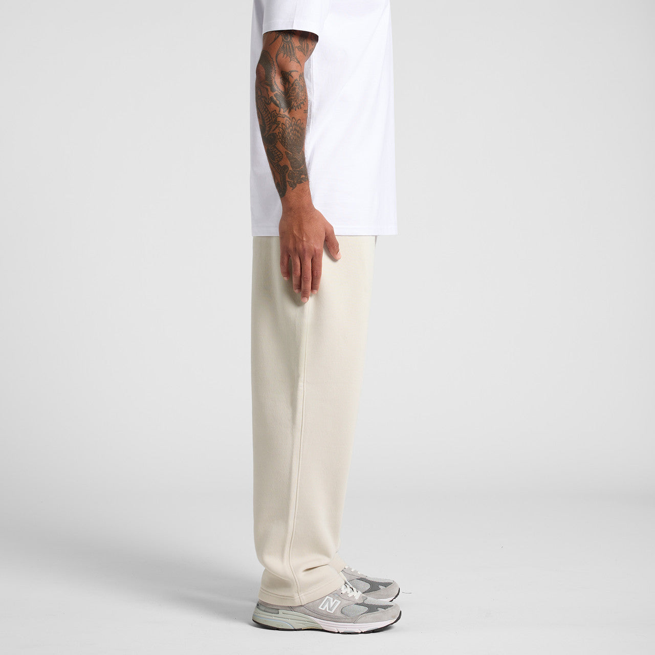 Relax Cuffless Track Pants Side
