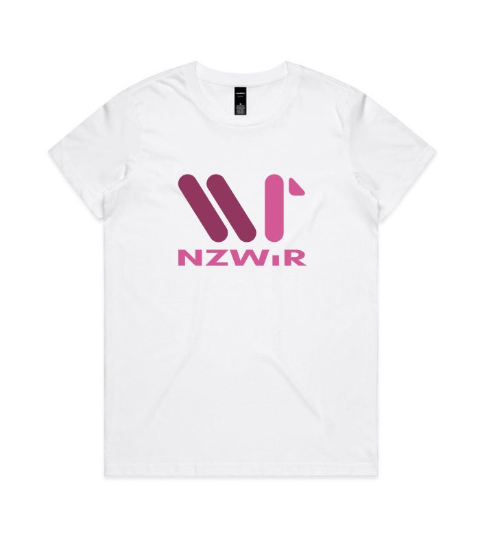 Women’s Maple Tee – The Pitch